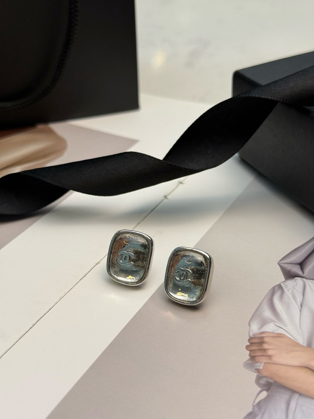 CHANEL Earrings