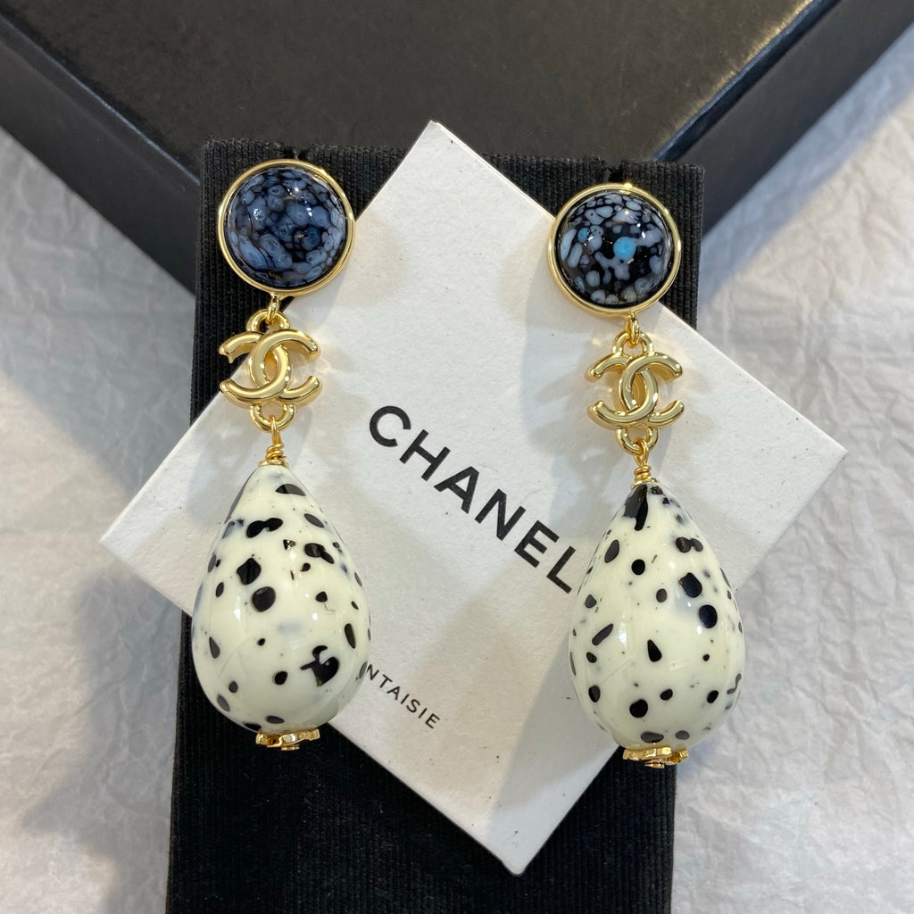 Double-C Vintage Earrings