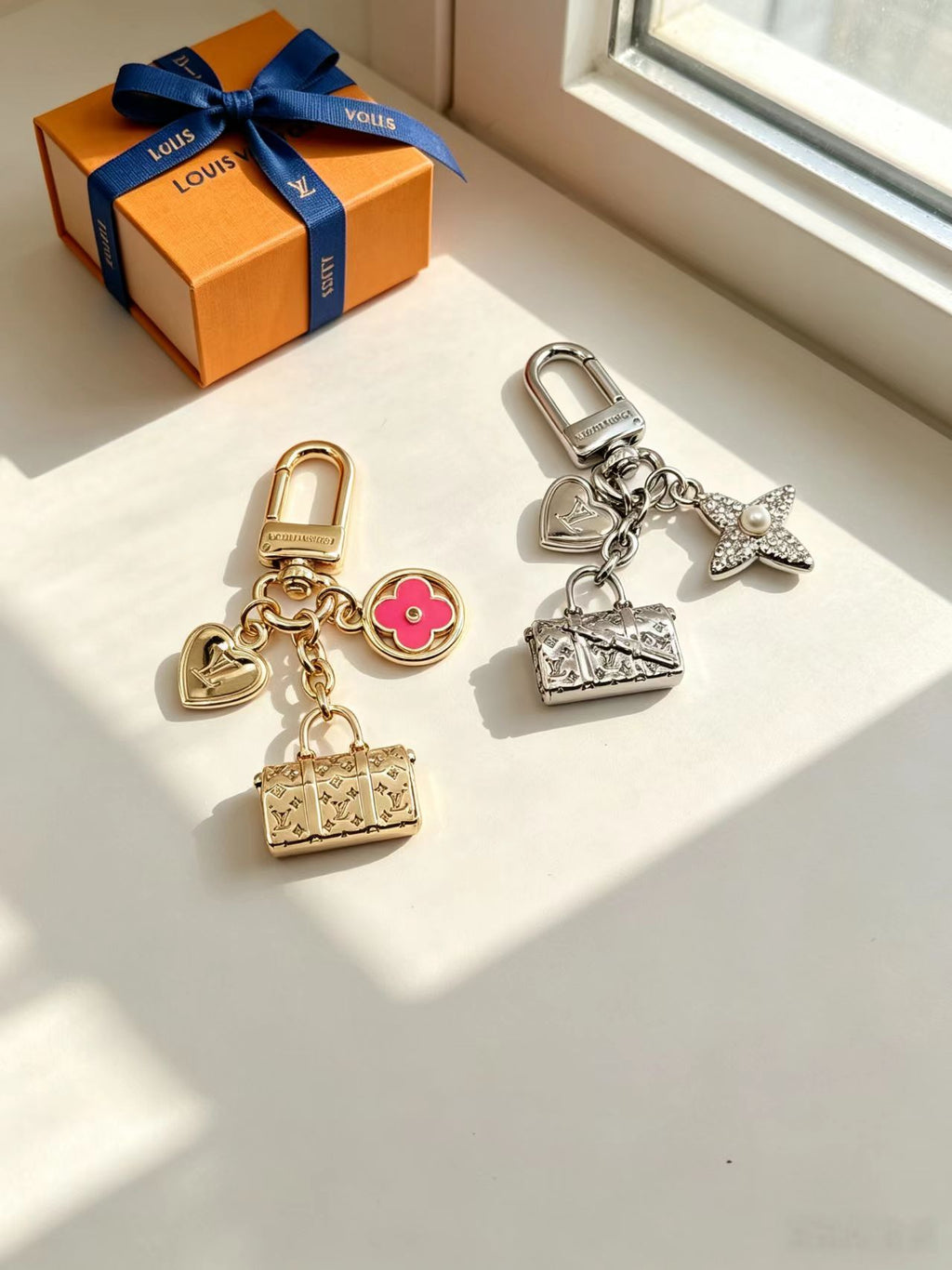 Metal Flower Mini Bag Bag Charm