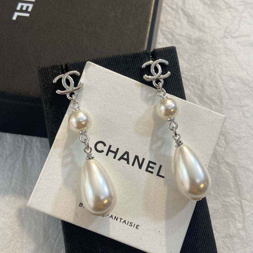 CHANEL Pearl Silver-Tone Earrings