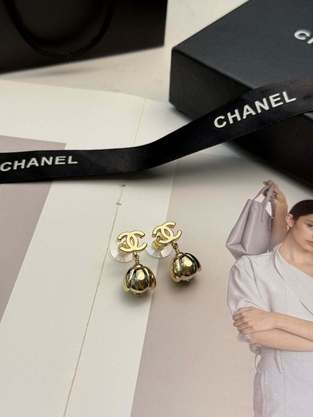 CHANEL Pearl Earrings