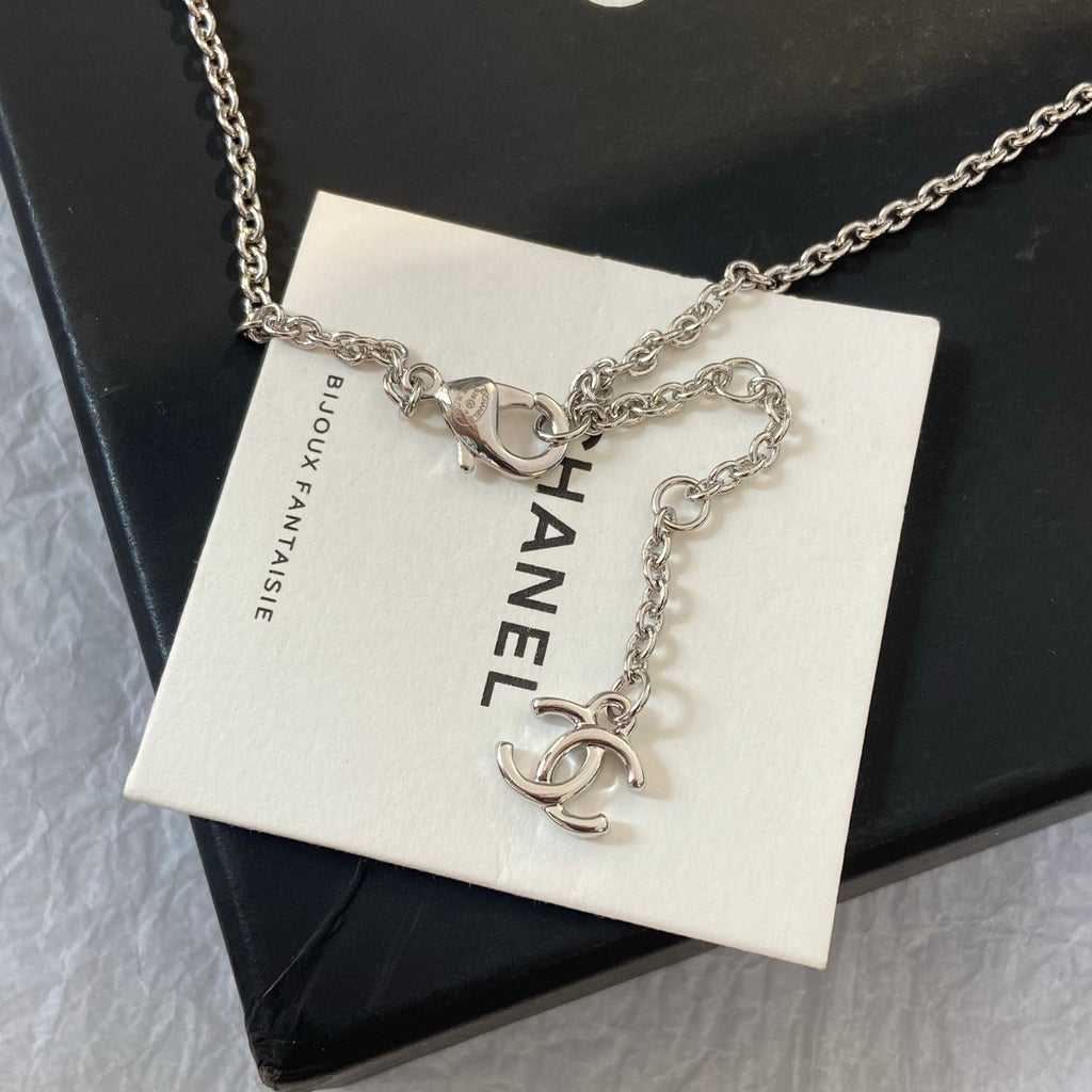 CHANEL Vintage Coin Necklace