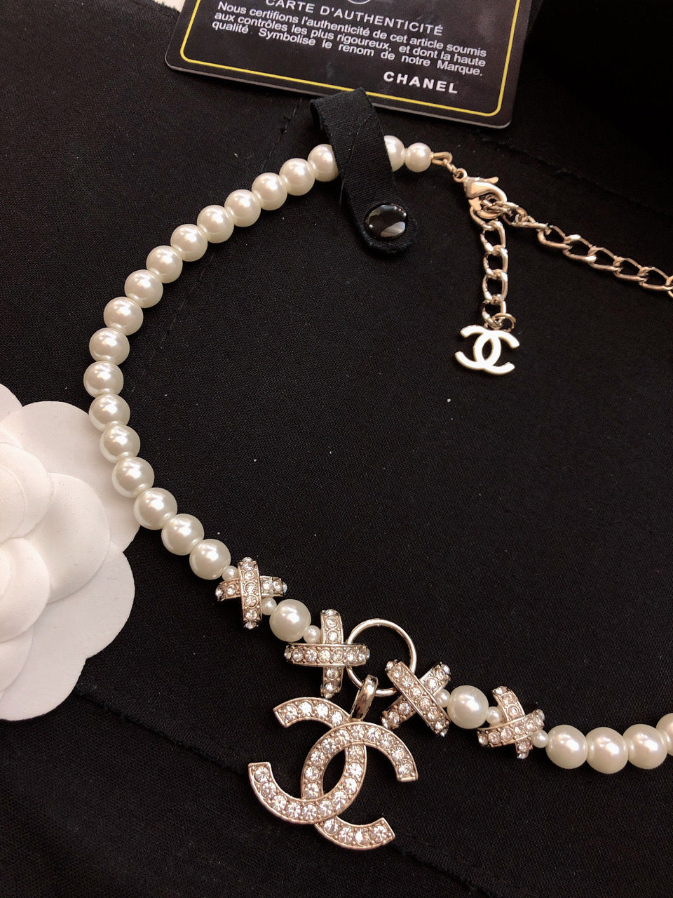 CHANEL Pearl Necklace