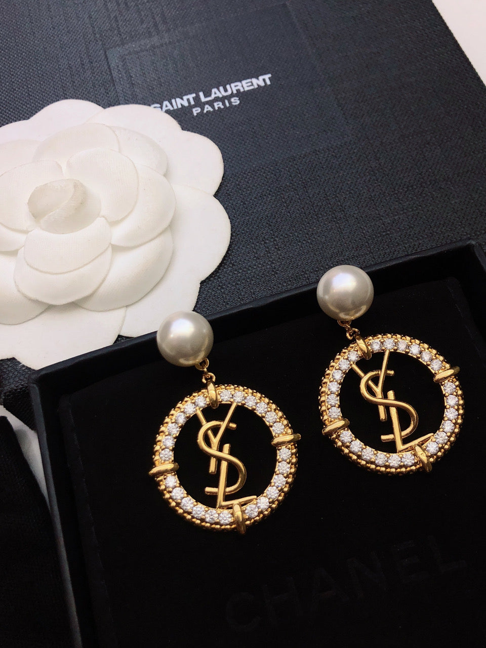 SAINT LAURENT Pearl White Earrings