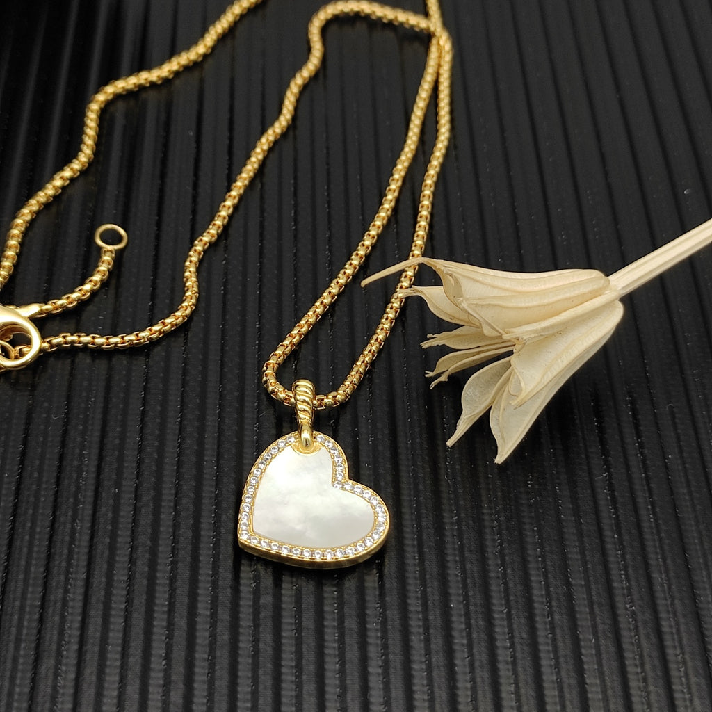 Mother-of-Pearl Necklace