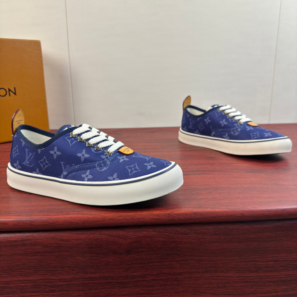 LV Monogram Low-Top Casual Sneakers