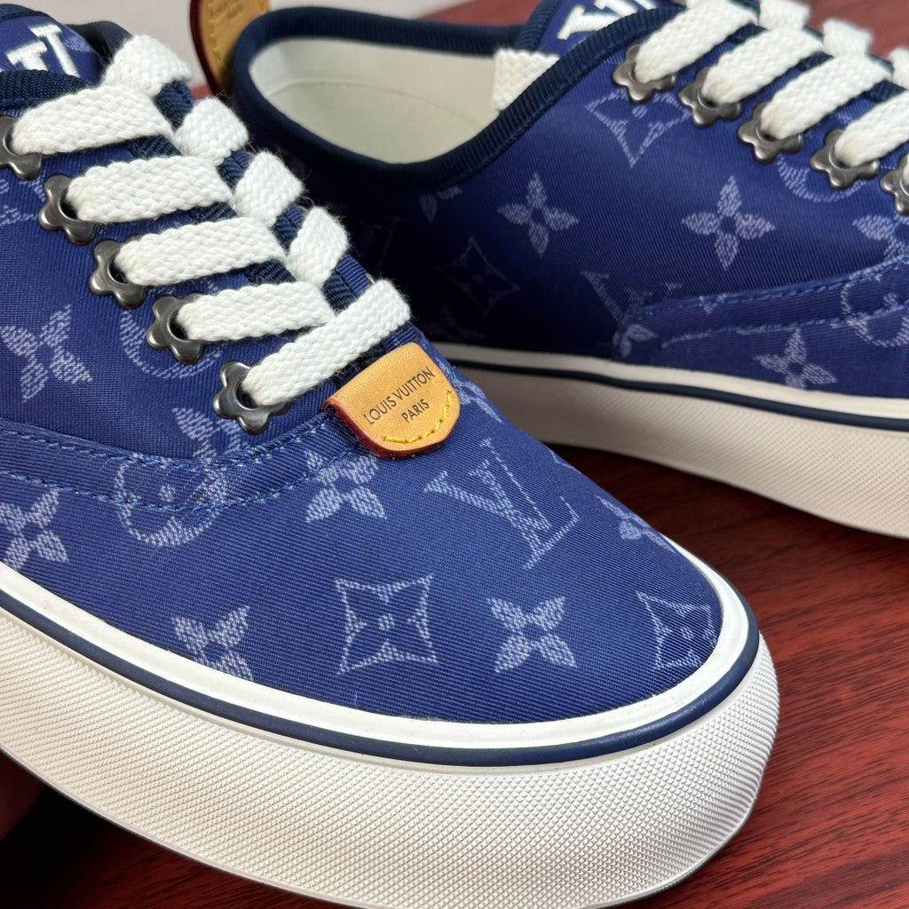 LV Monogram Low-Top Casual Sneakers