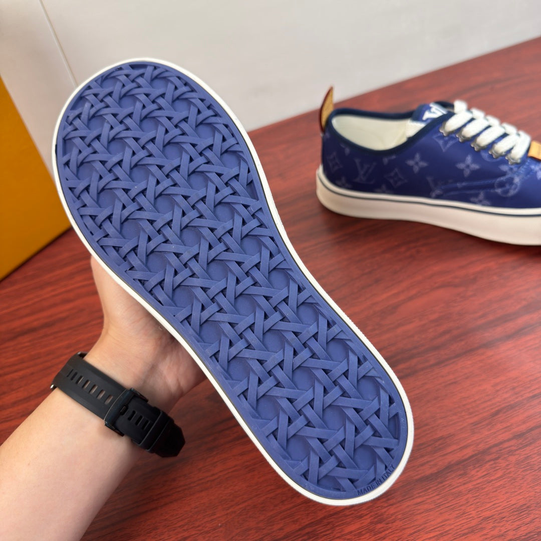 LV Monogram Low-Top Casual Sneakers