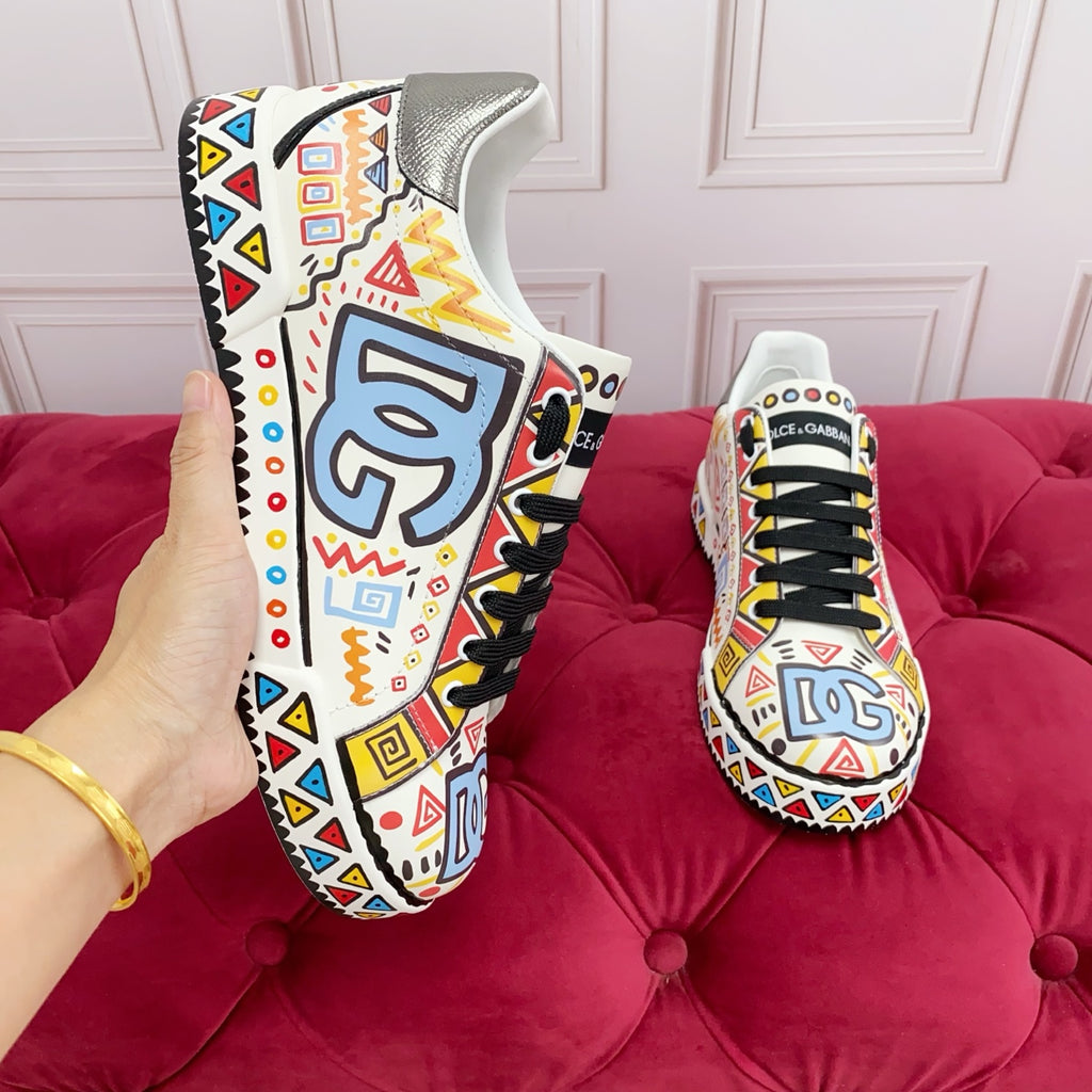 Dolce & Gabbana Logo Panelled Low-Top Sneakers | Gum-Tread Sole