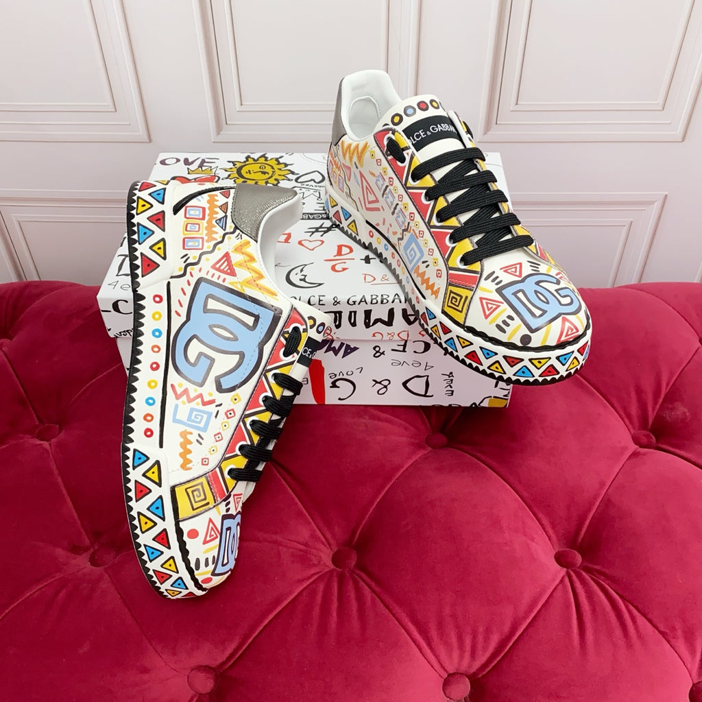 Dolce & Gabbana Logo Panelled Low-Top Sneakers | Gum-Tread Sole