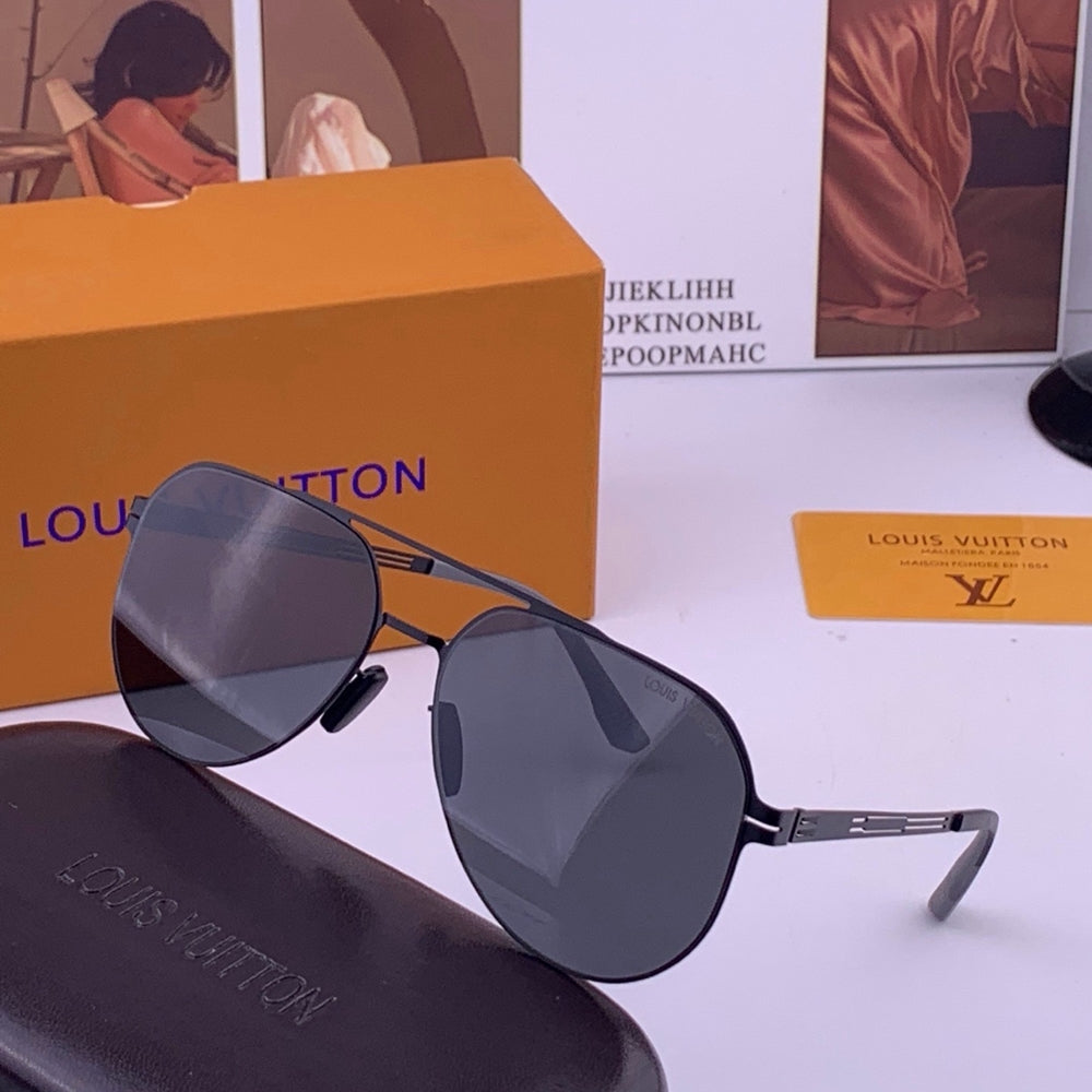 LOUIS VUITTON Black Aviator Sunglasses