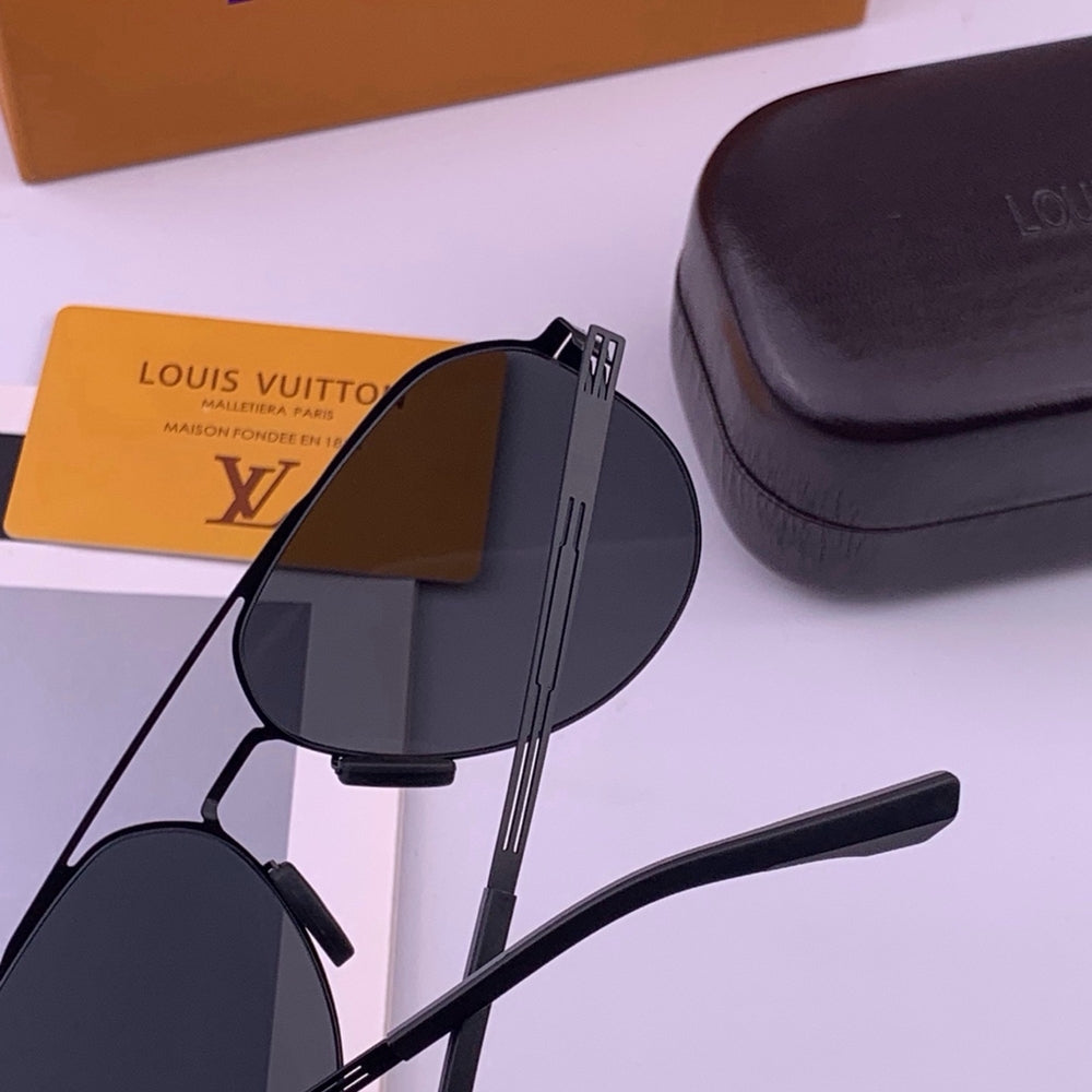 LOUIS VUITTON Black Aviator Sunglasses